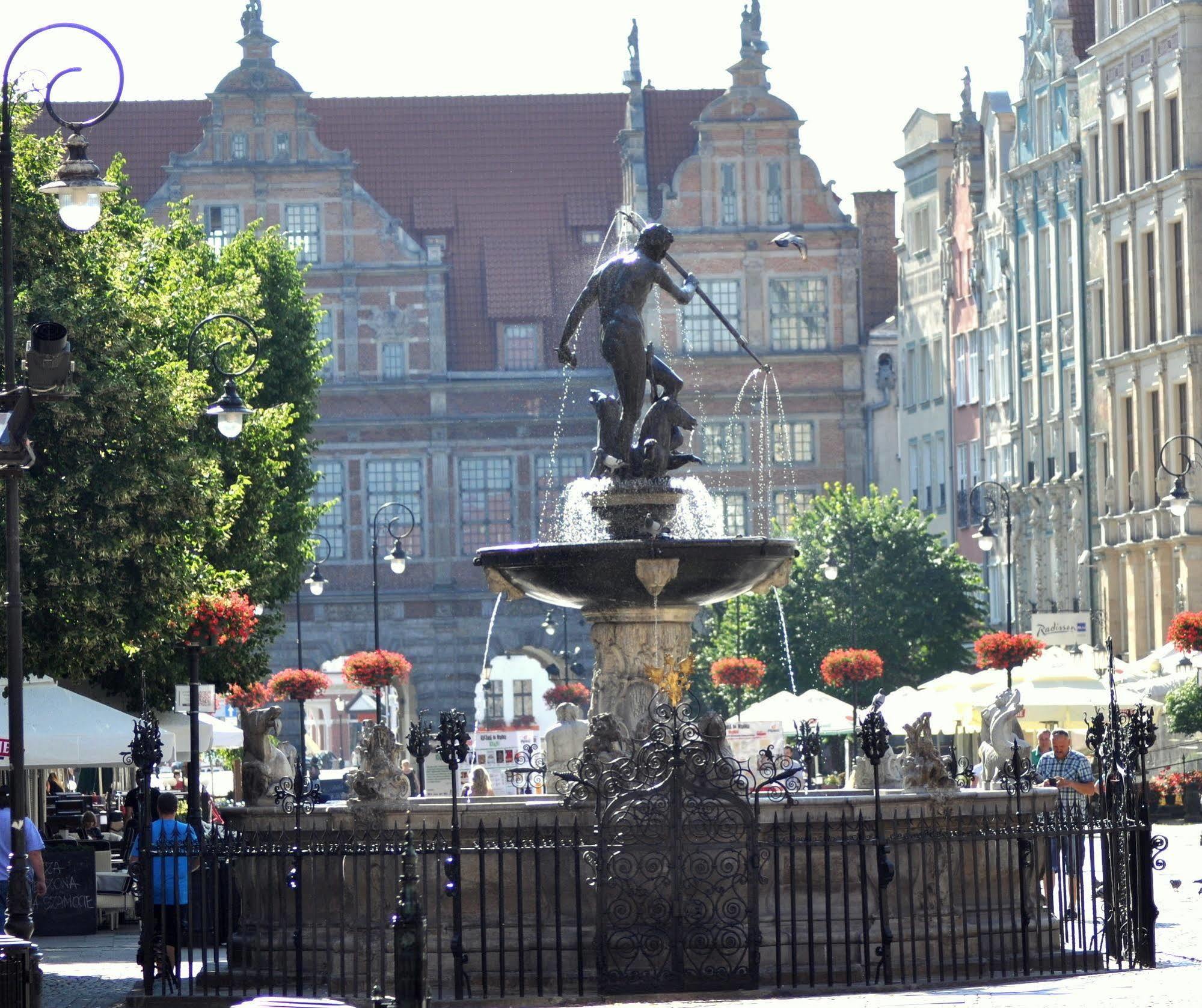 Rezydencja Wind Rose - Luxury Aparthotel Gdansk Exterior photo
